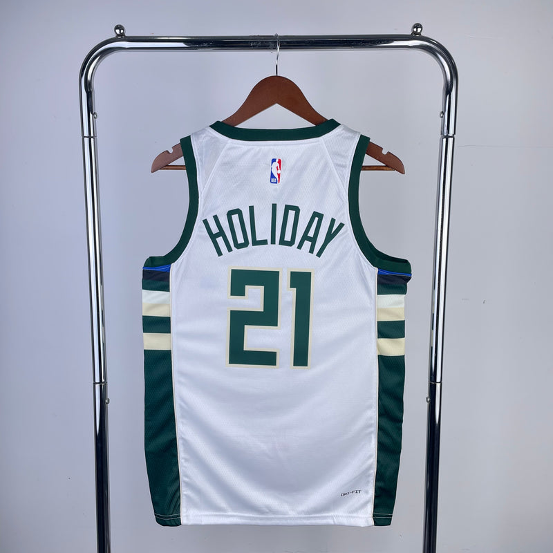 HOLIDAY - MILWAUKEE BUCKS 2023