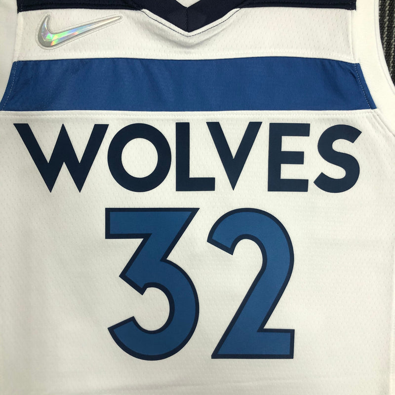 TOWNS - MINNESOTA TIMBERWOLVES 75 ANOS